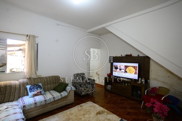 4 casas locadas no Ipiranga