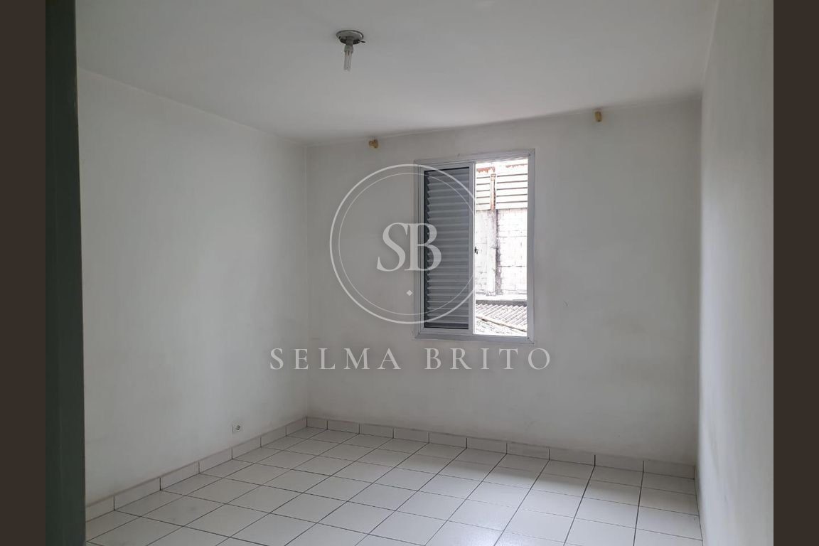 Casa de 2 dormitórios na Vila Vera