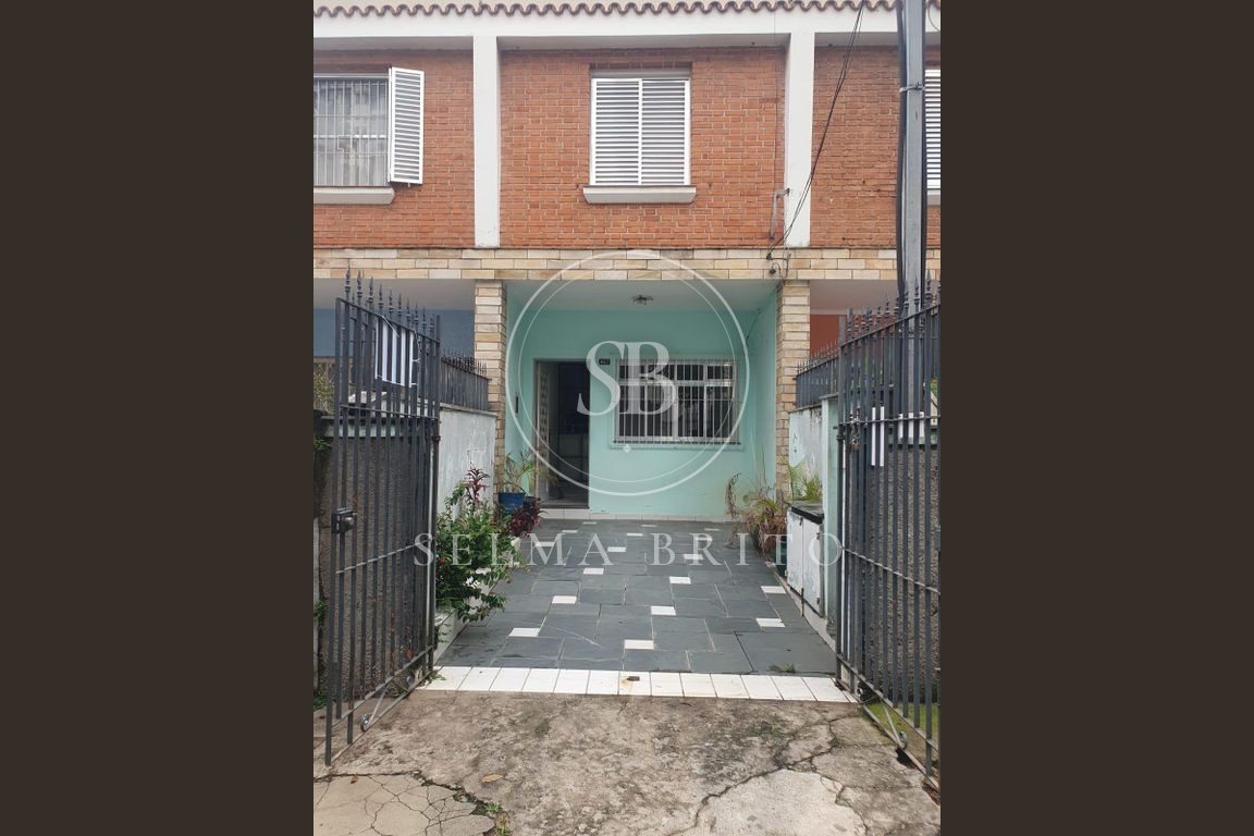 Casa de 2 dormitórios na Vila Vera