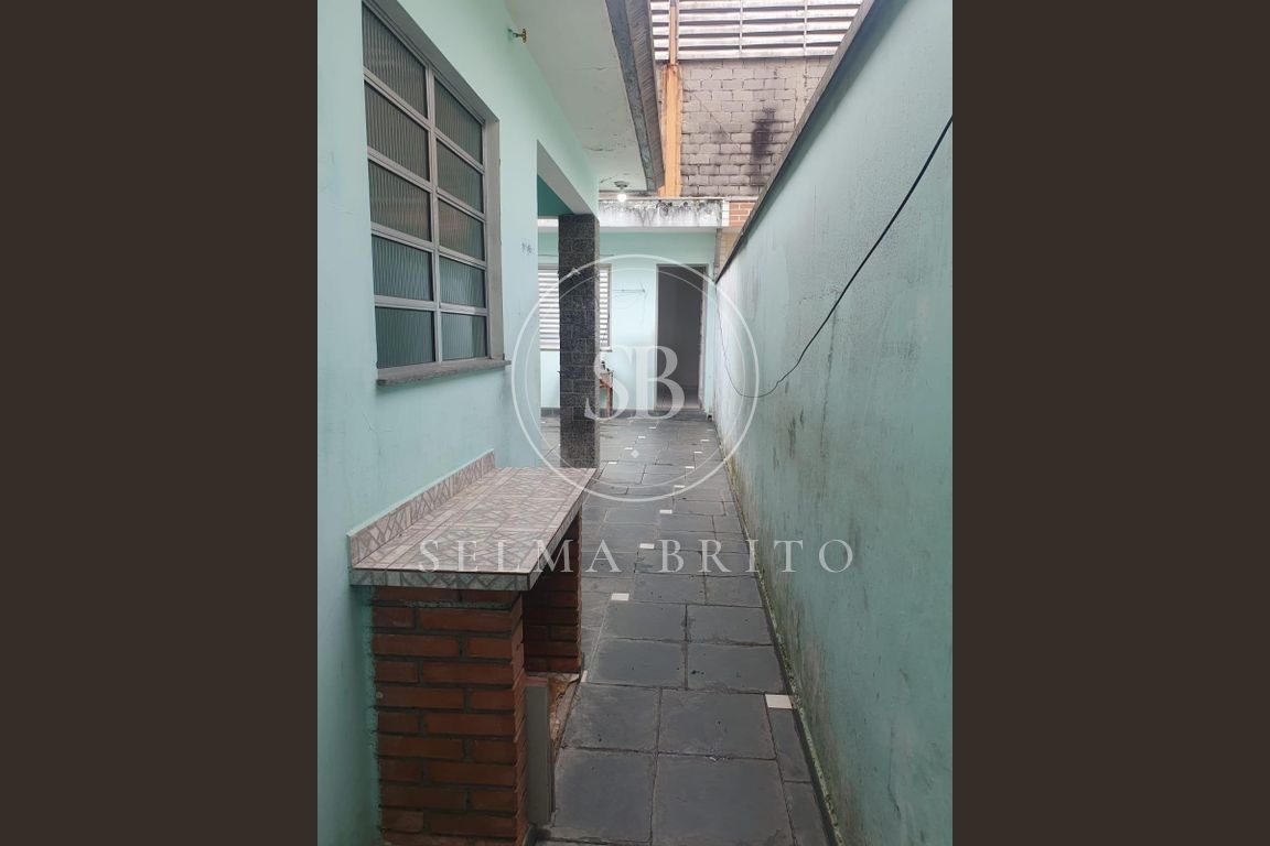 Casa de 2 dormitórios na Vila Vera