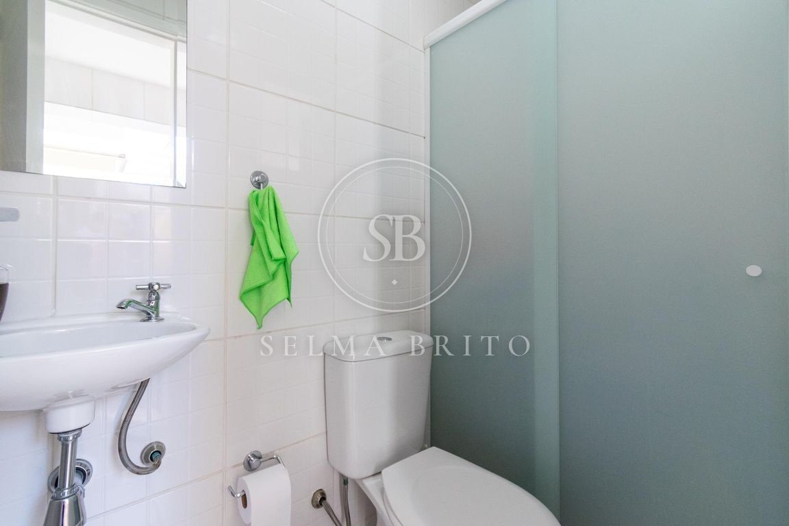 Banheiro de serviço