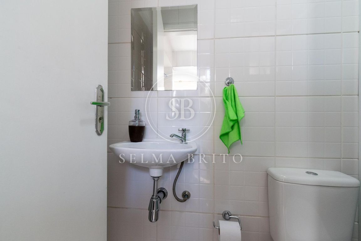 Banheiro de serviço